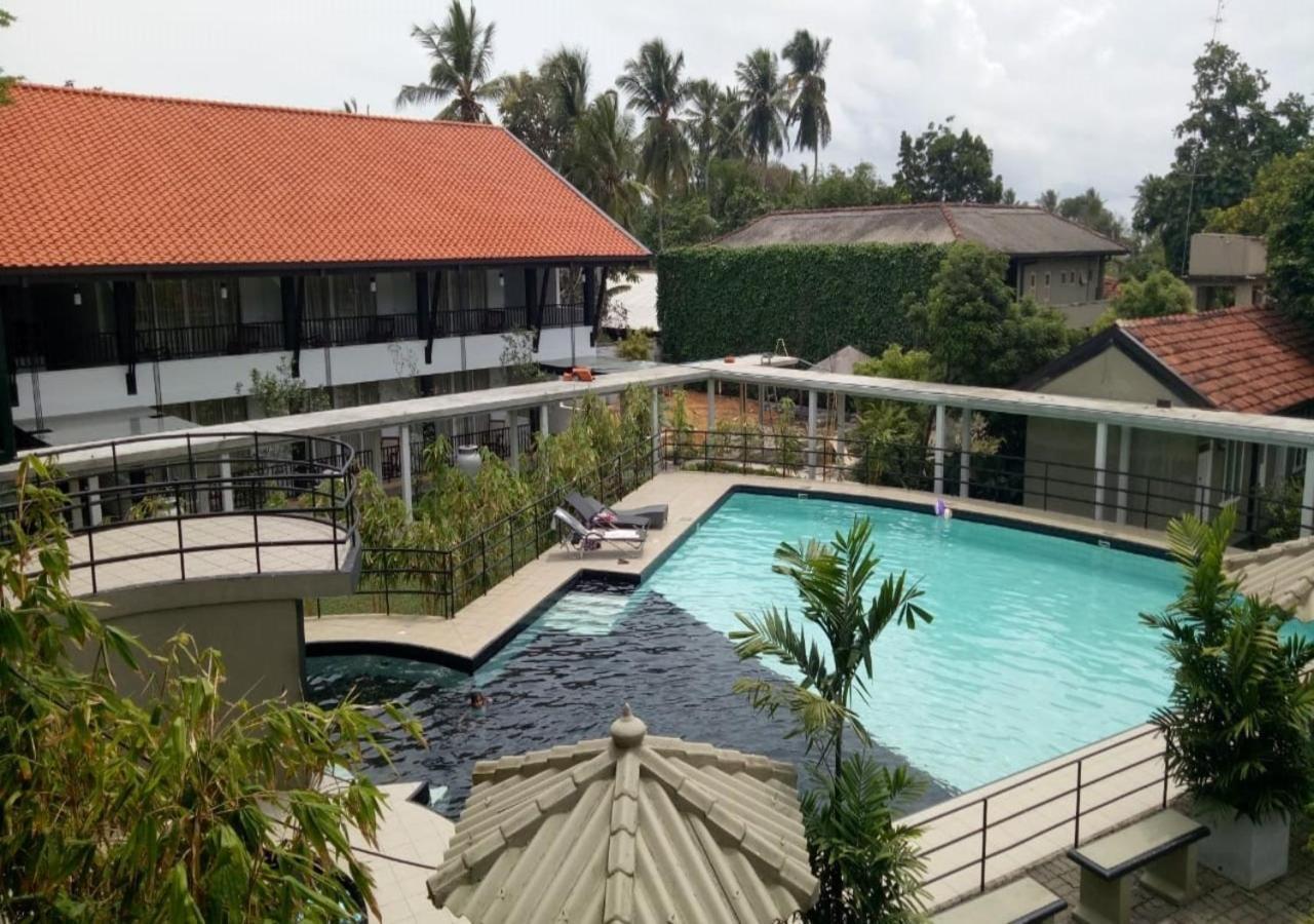 Garden Beach Hotel Kalutara Buitenkant foto