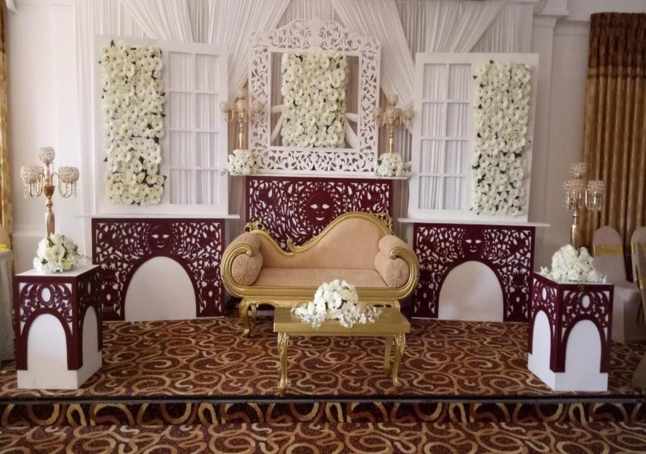 Garden Beach Hotel Kalutara Buitenkant foto